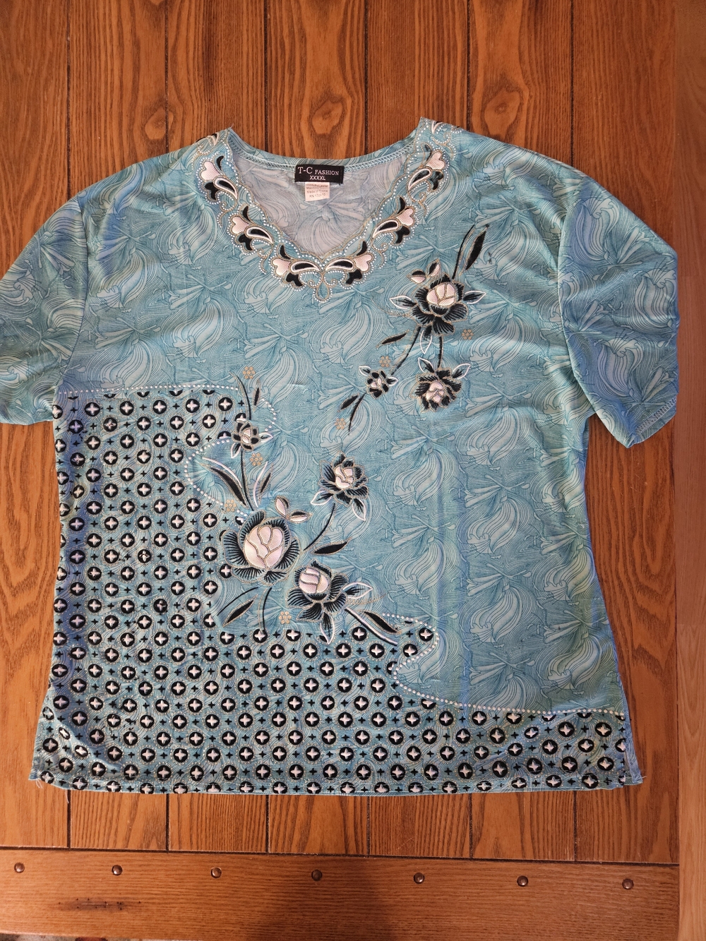 Aqua Floral Short Sleeve V-Neck Top, Size 4XL
